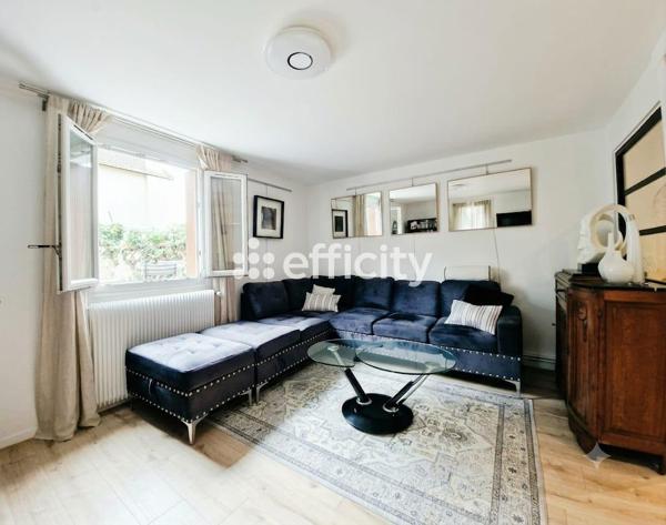 Maison
         2 pièces
        - 55 m² 237 000 € *