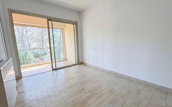 Appartement à vendre    2 pièces • 26,43 m2 Sanary-sur-Mer