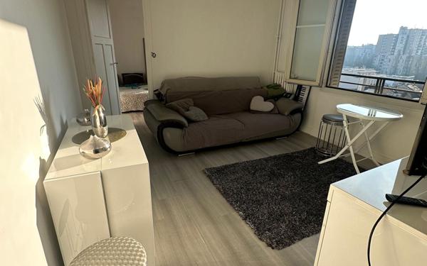 Appartement à vendre    2 pièces • 32,72 m2 Ris-Orangis