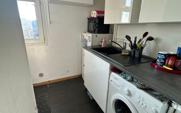 Appartement à vendre    2 pièces • 32,72 m2 Ris-Orangis