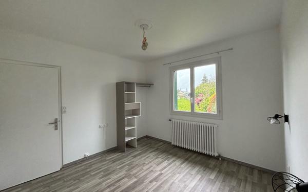 Maison à louer    3 pièces •    La Souterraine