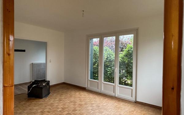 Maison à louer    3 pièces •    La Souterraine