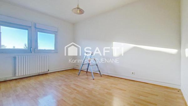 Maison individuelle de plain-pied, 3 chambres, garage, dépendance sur 440 m2 de terrain...