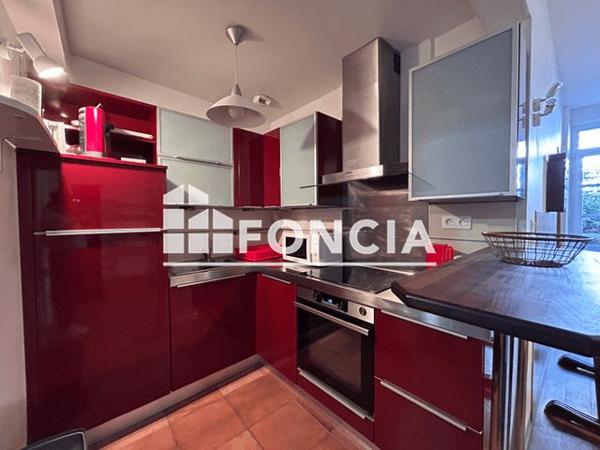 Location Studio meublé 31.62 m² - 12 RUE DU MINAGE La Rochelle 17000