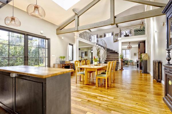 Vente immobilière : Maison à Bordeaux  7 pièces 305 m² 1 220 000 €- La conseillère de l'immobilier.