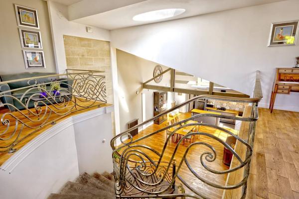 Vente immobilière : Maison à Bordeaux  7 pièces 305 m² 1 220 000 €- La conseillère de l'immobilier.