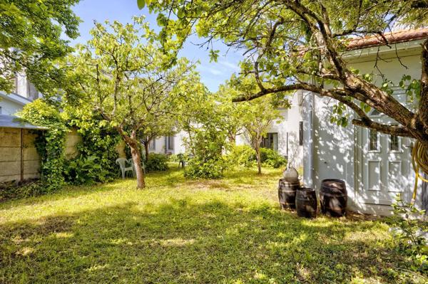 Vente immobilière : Maison à Bordeaux  7 pièces 305 m² 1 220 000 €- La conseillère de l'immobilier.