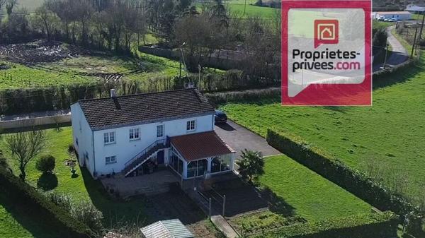 CHARMANTE MAISON   5 pièce(s) 105 m2 sur terrain  1100 m2 clôturé et plat