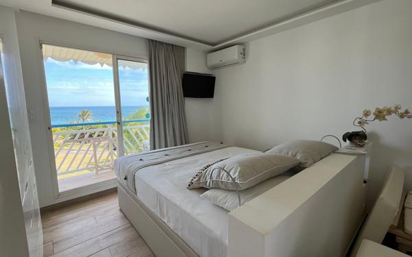 Appartement à vendre    1 pièce • 25 m2 Saint-François