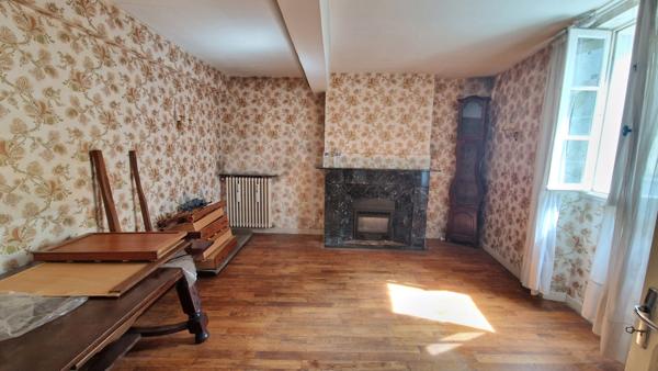 Oloron-Sainte-Marie (64400) MAISON CENTRE VILLE