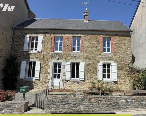 MARIGNY Bourg, Maison en pierre, 3 chambres avec cour et garage 