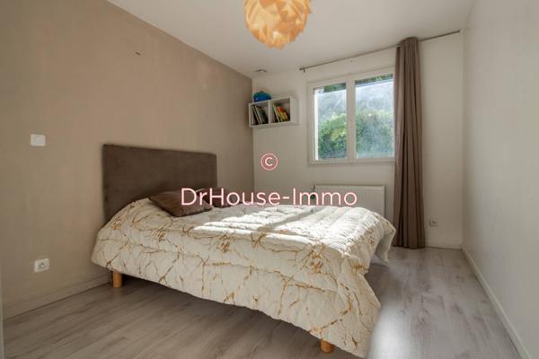 Maison à vendre 5 pièces de 216 m²