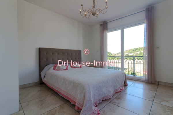 Maison à vendre 5 pièces de 216 m²