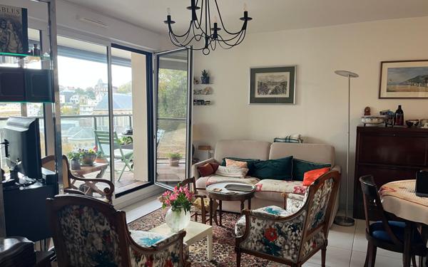 Appartement à vendre    3 pièces • 65 m2 Sainte-Adresse