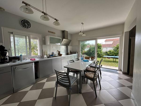 MAISON à SAINT PALAIS SUR MER