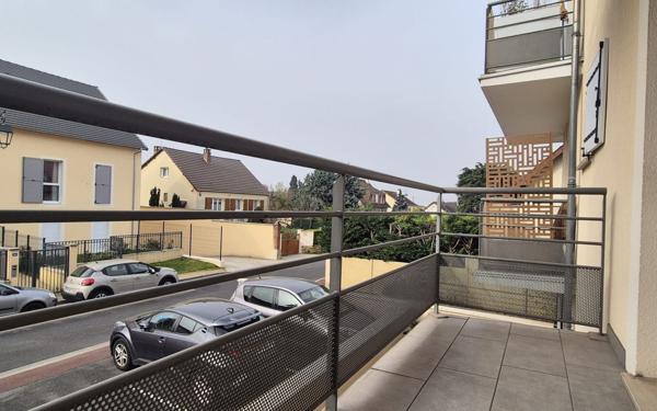 Appartement à vendre    1 pièce • 31 m2 Yerres