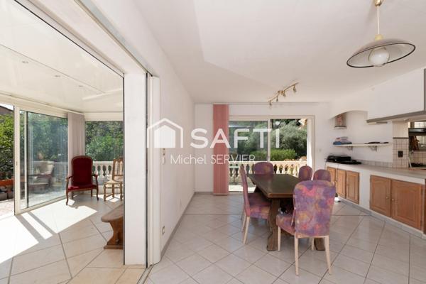 Rare sur le secteur. Au calme !