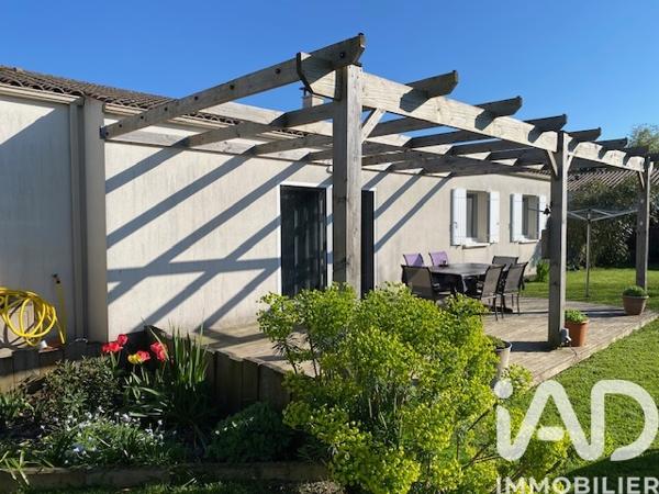 Maison à vendre 5 pièces 102 m² Champagné-les-Marais