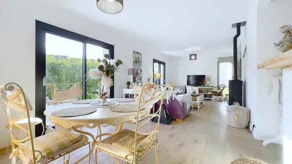 Maison 4 pièces 90m2 rénovée à Séné