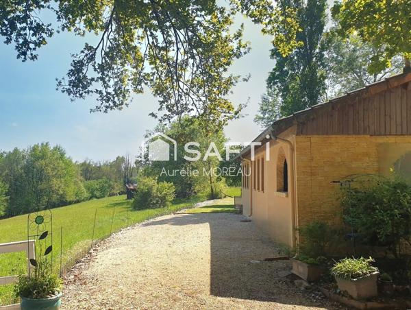 Propriété de charme avec grand terrain arboré