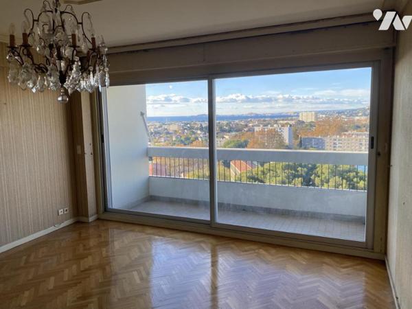 Appartement T3, deux balcons vue mer, cave et garage