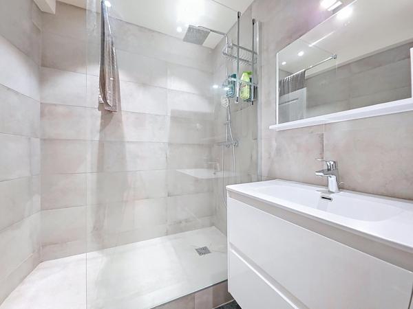 APPARTEMENT 2-3 PIECES SAINT MANDE CENTRE