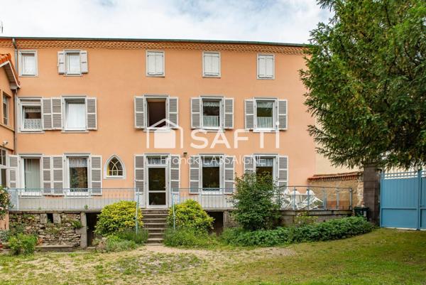 Centre ville Maison de Caractère avec terrain clos