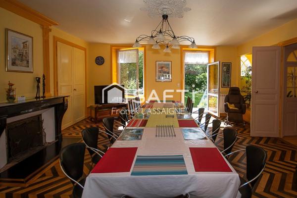 Centre ville Maison de Caractère avec terrain clos