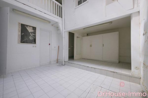 Immeuble à vendre 8 pièces de 200 m²