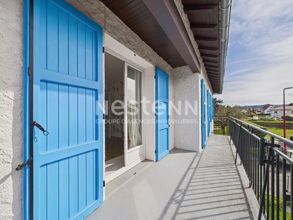 A vendre à Arpajon sur Cère, Maison de 6 pièces d'une surface de 132 m² avec jardin d'environ 700 m².