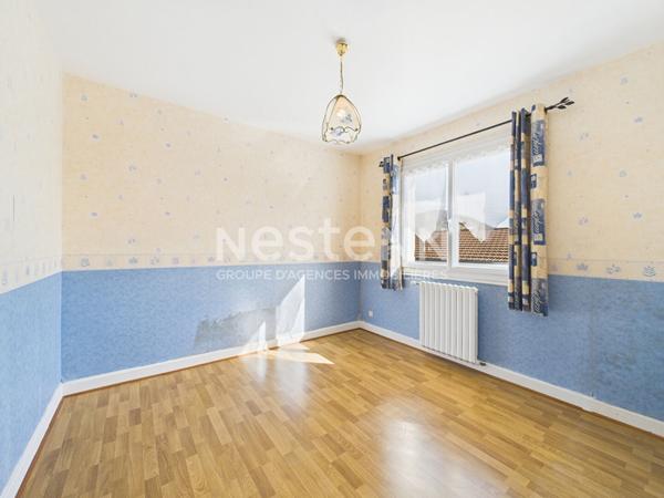 A vendre à Arpajon sur Cère, Maison de 6 pièces d'une surface de 132 m² avec jardin d'environ 700 m².