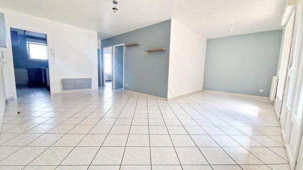 Appartement RDC avec jardin, parking et box- 2 chambres - centre ville