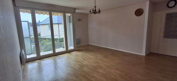Appartement poétique à vendre au coeur du Vieux Crépy