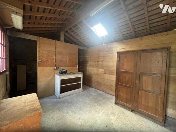 LA FERTE MACE, maison de centre-ville avec jardin