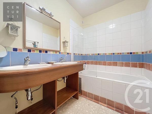 Maison à vendre  10 pièces - 217,85 m 2   TROYES  - 10