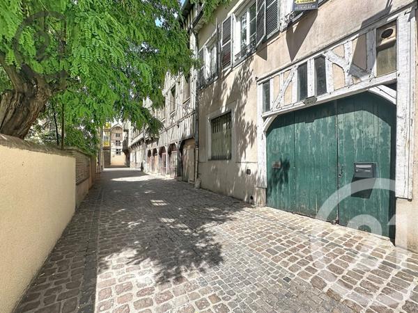 Maison à vendre  10 pièces - 217,85 m 2   TROYES  - 10