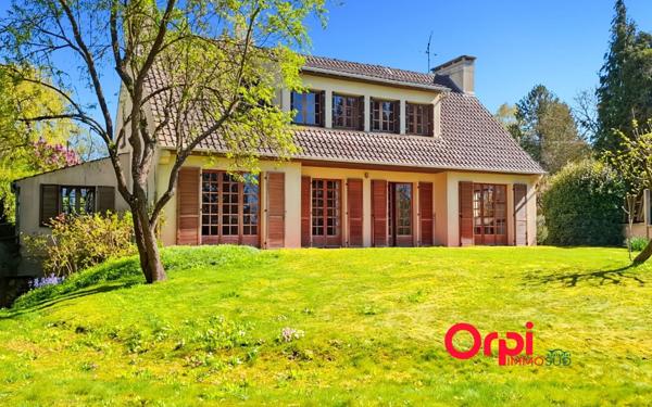 Maison à vendre    7 pièces • 151 m2 Sains-en-Amiénois