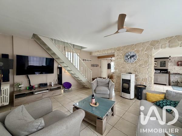 Maison à vendre 8 pièces 246 m² Parthenay