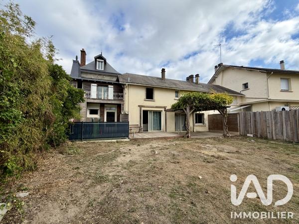 Maison à vendre 8 pièces 246 m² Parthenay