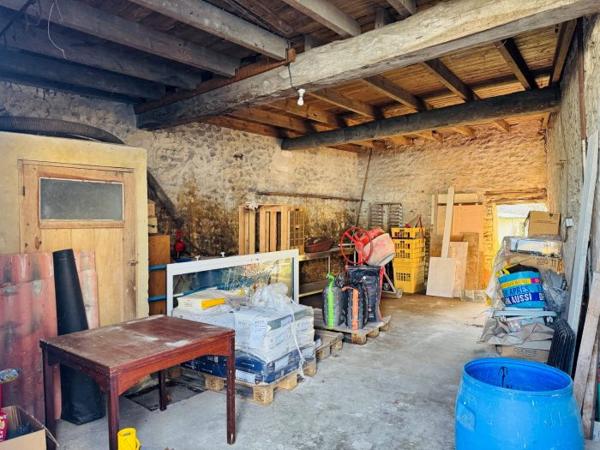 Maison bâtiment Cozes 70 m²