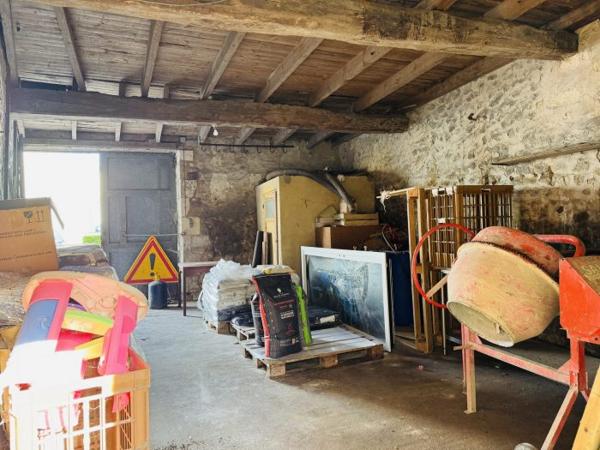 Maison bâtiment Cozes 70 m²