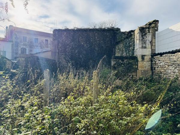 Maison bâtiment Cozes 70 m²