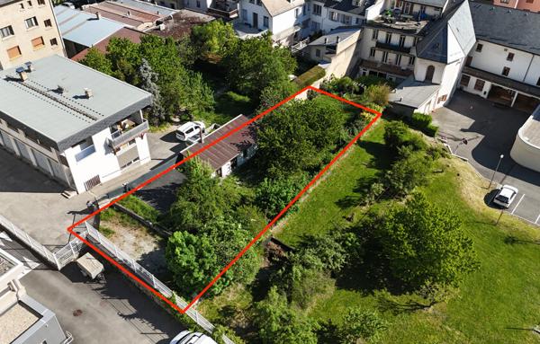 Terrain à Batir de 589 m²