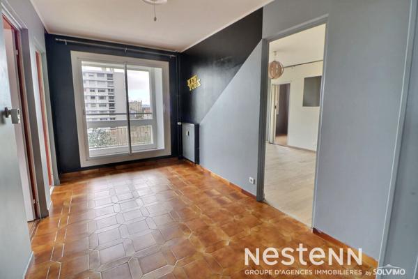 À vendre : Appartement 4 pièces à Saint Priest, secteur Gare 83 m2