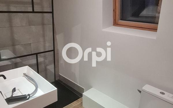 Appartement à louer    3 pièces • 98,52 m2 Tourcoing