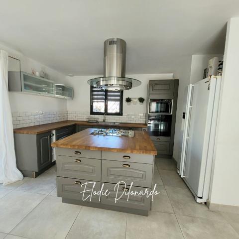 Grande maison individuelle