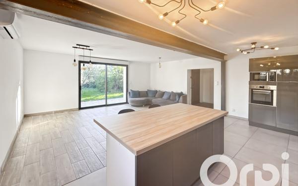 Maison à vendre    8 pièces •  Pont-Saint-Esprit