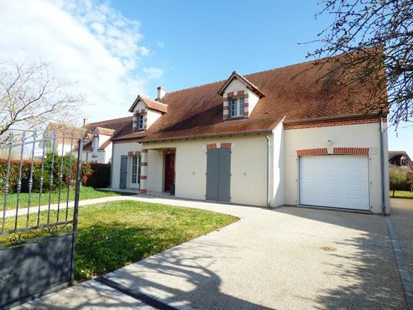 Maison Jargeau 6 pièce(s) 171 m2