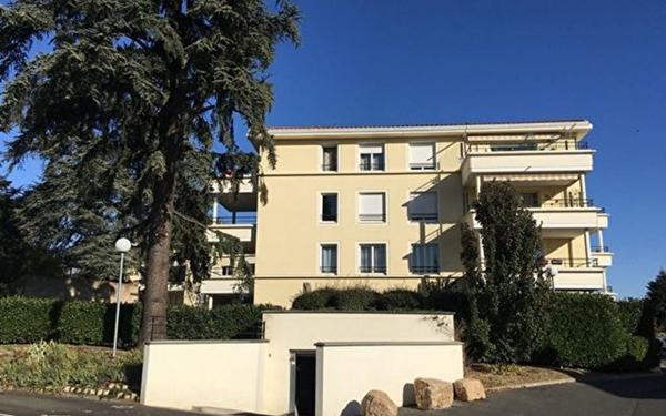 Appartement à louer    1 pièce •  Villefranche-sur-Saône