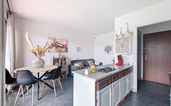 Appartement à vendre    2 pièces • 32,87 m2 Mauriac